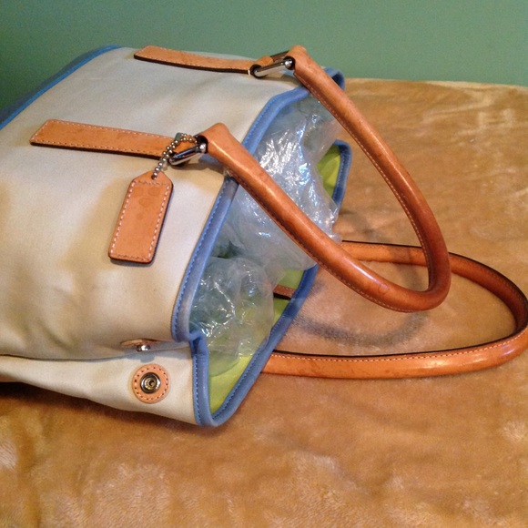 Coach handbag - Picture 3 of 8